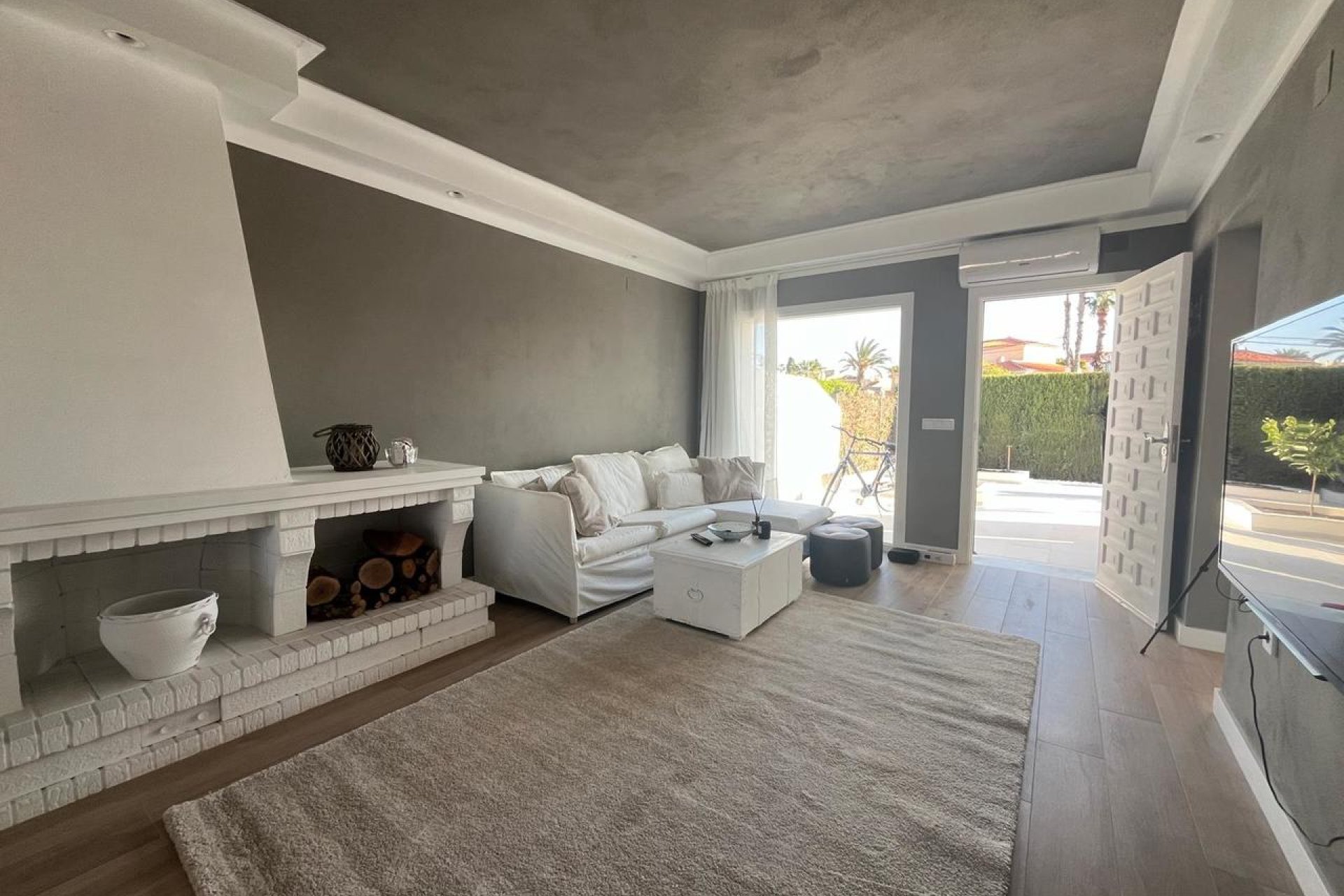 Videresalg - Villa - La Siesta