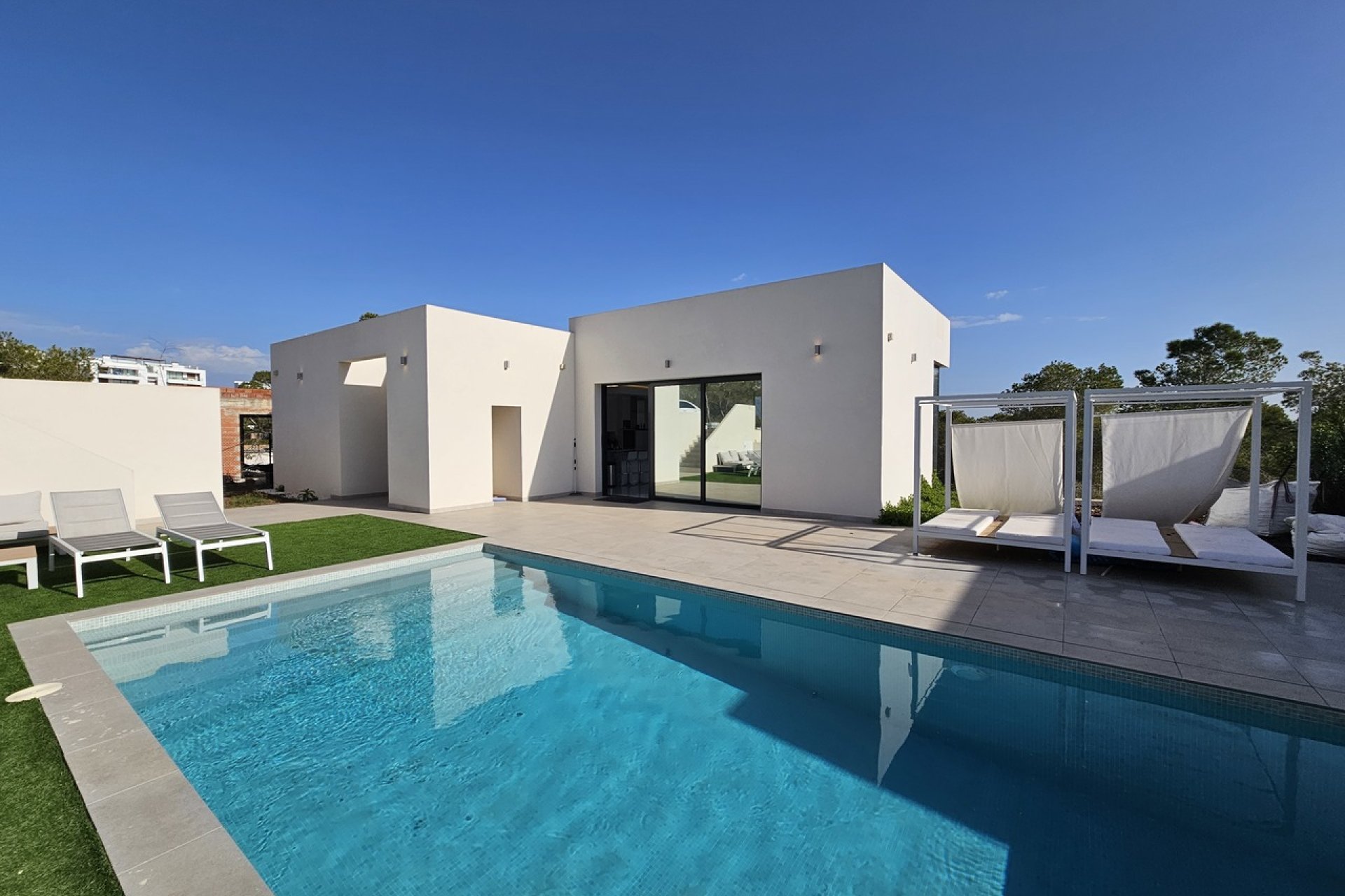 Videresalg - Villa - Las Colinas Golf Resort
