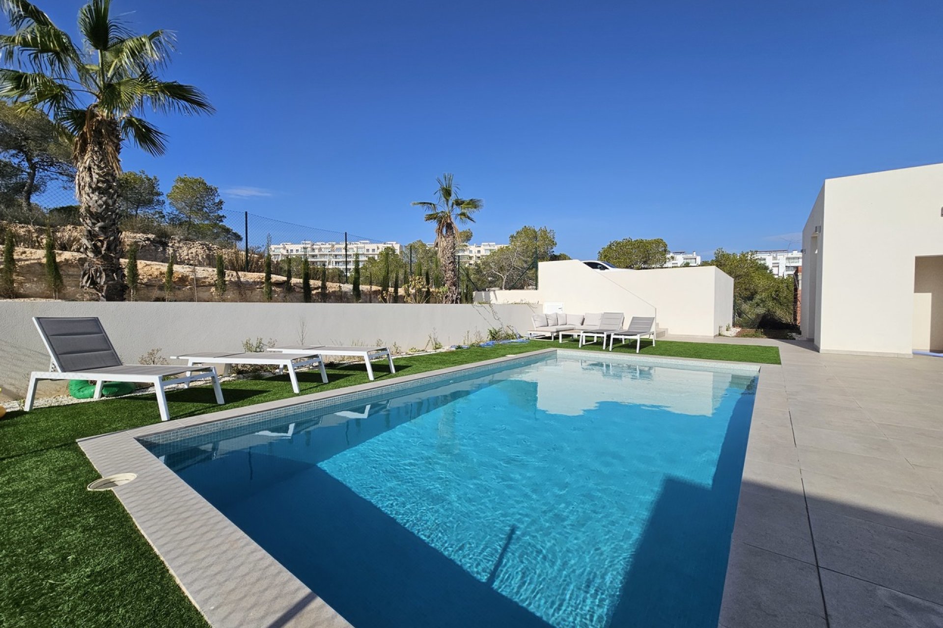 Videresalg - Villa - Las Colinas Golf Resort