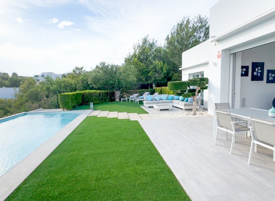 Videresalg - Villa - Las Colinas Golf Resort