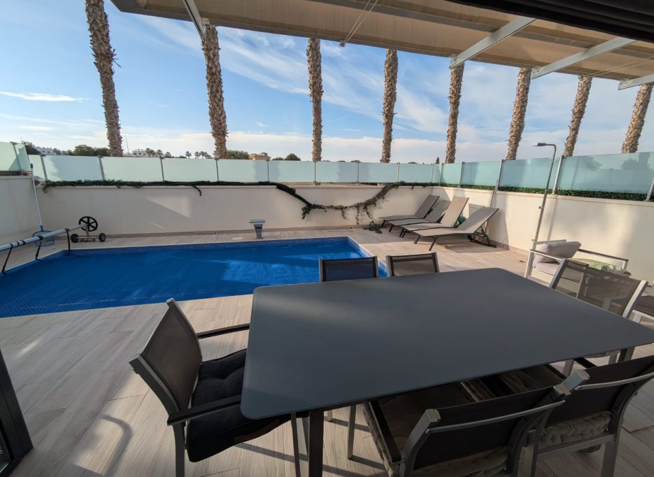 Videresalg - Villa - Lomas de Cabo Roig