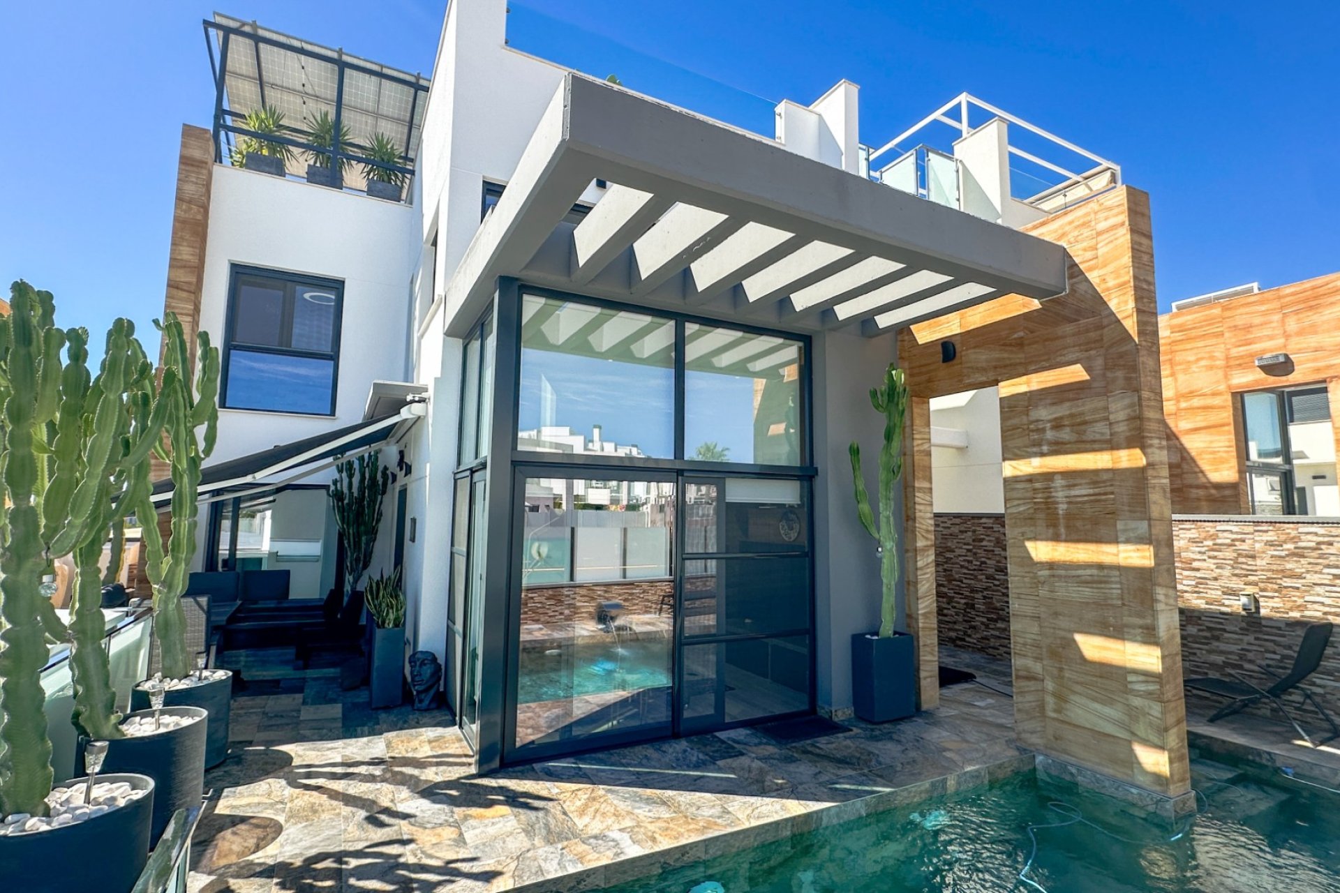 Videresalg - Villa - Lomas de Cabo Roig