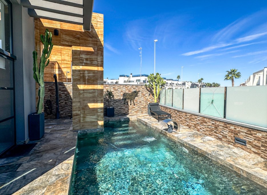 Videresalg - Villa - Lomas de Cabo Roig