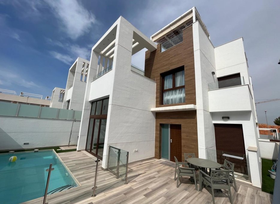 Videresalg - Villa - Los Alcazares - Los Altos