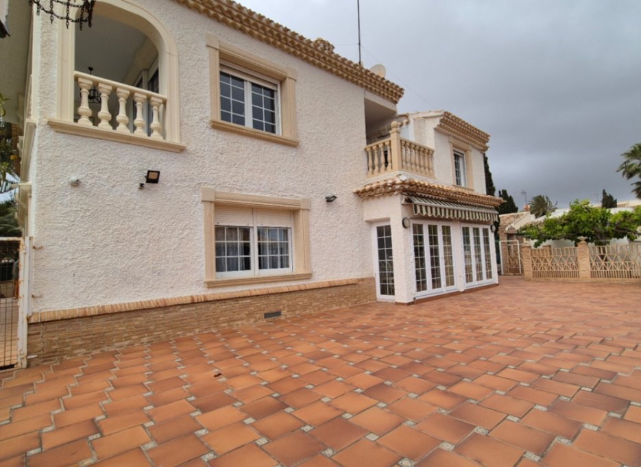 Videresalg - Villa - Orihuela - Costa Blanca Sur