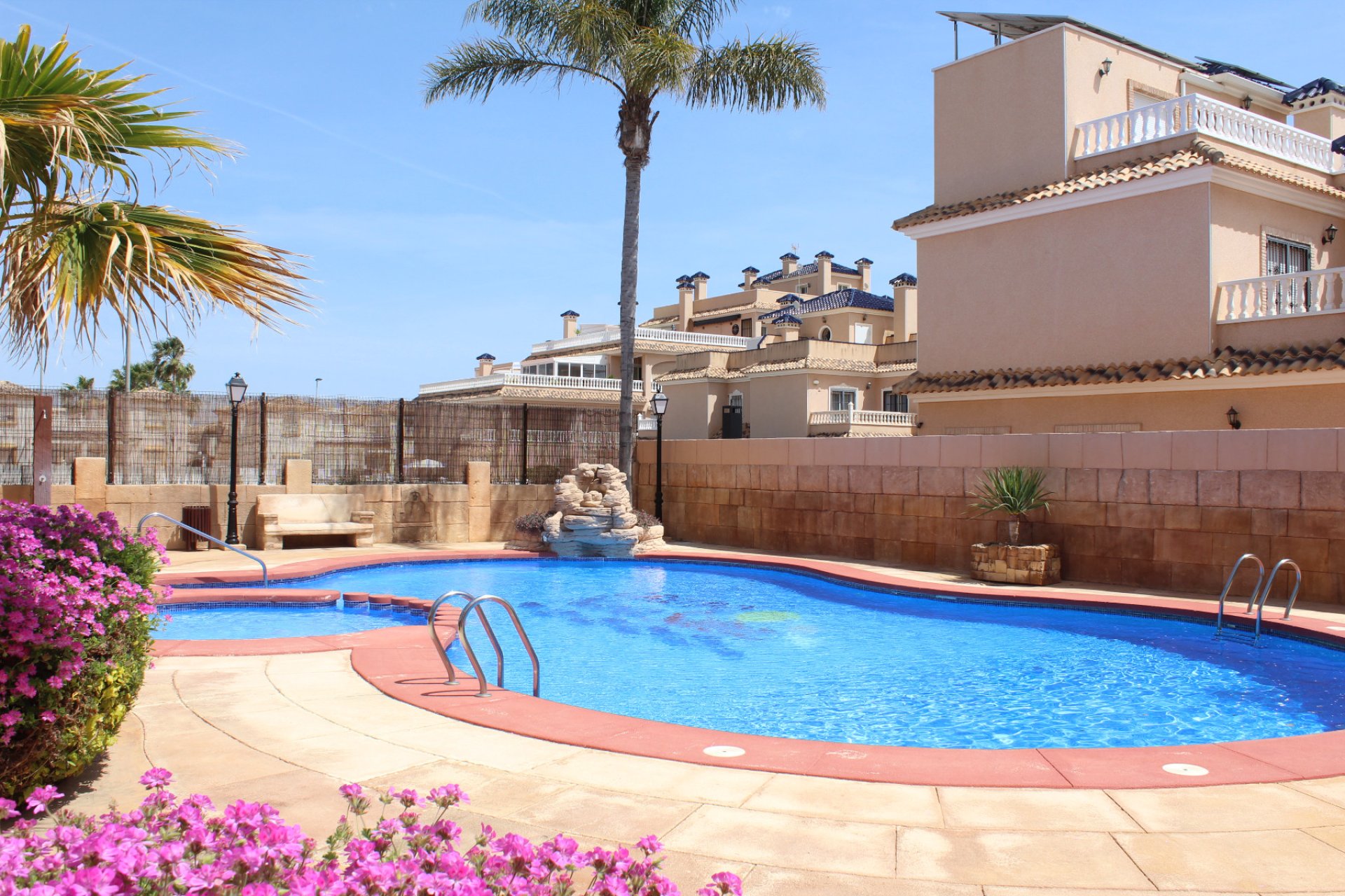 Videresalg - Villa - Orihuela Costa - Los Dolses
