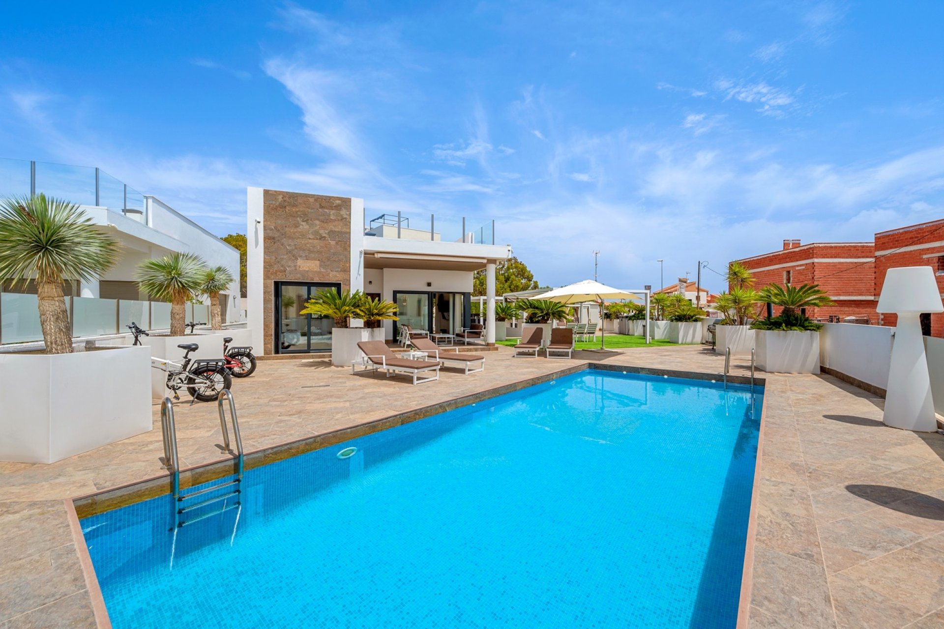 Videresalg - Villa - Orihuela Costa - Villamartín