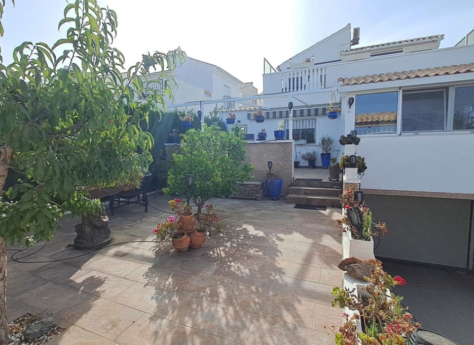 Videresalg - Villa - Punta Prima