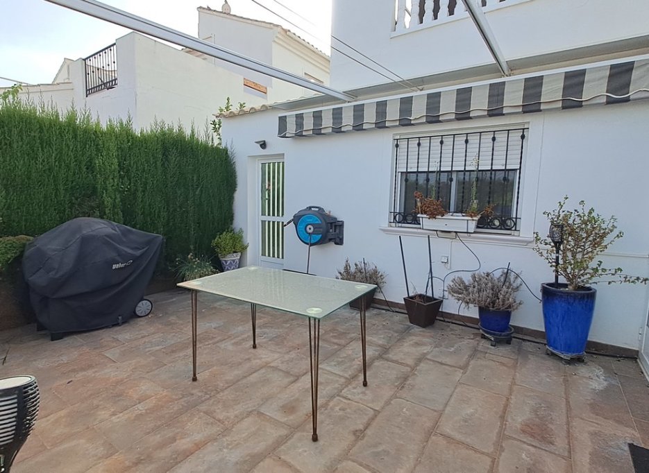 Videresalg - Villa - Punta Prima