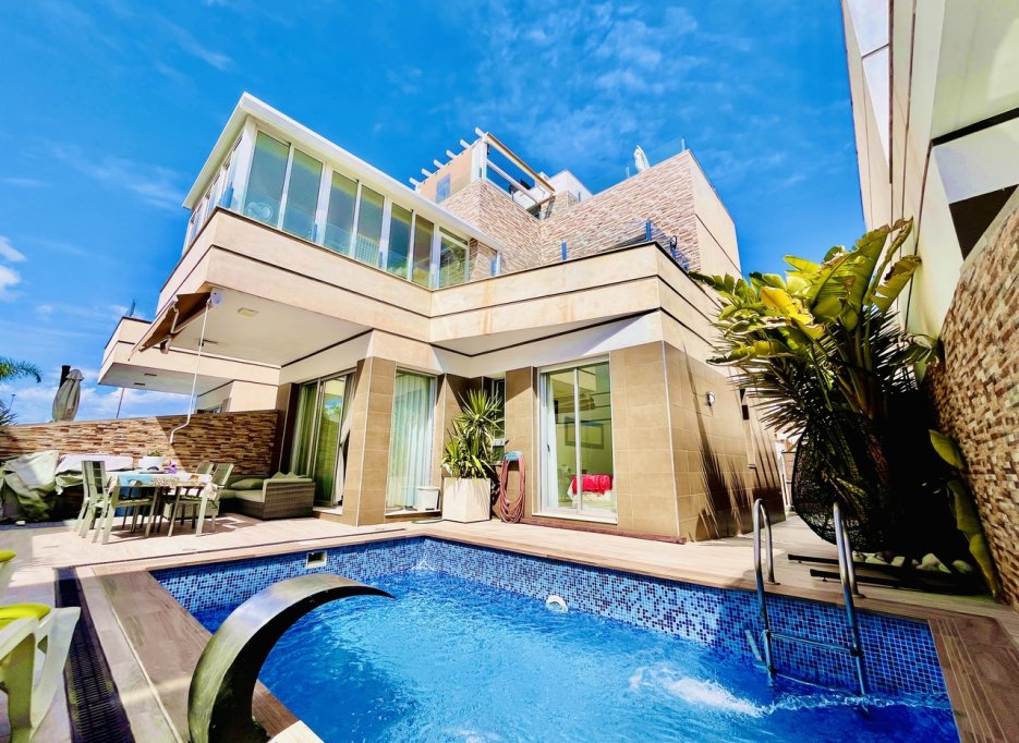 Videresalg - Villa - Rojales