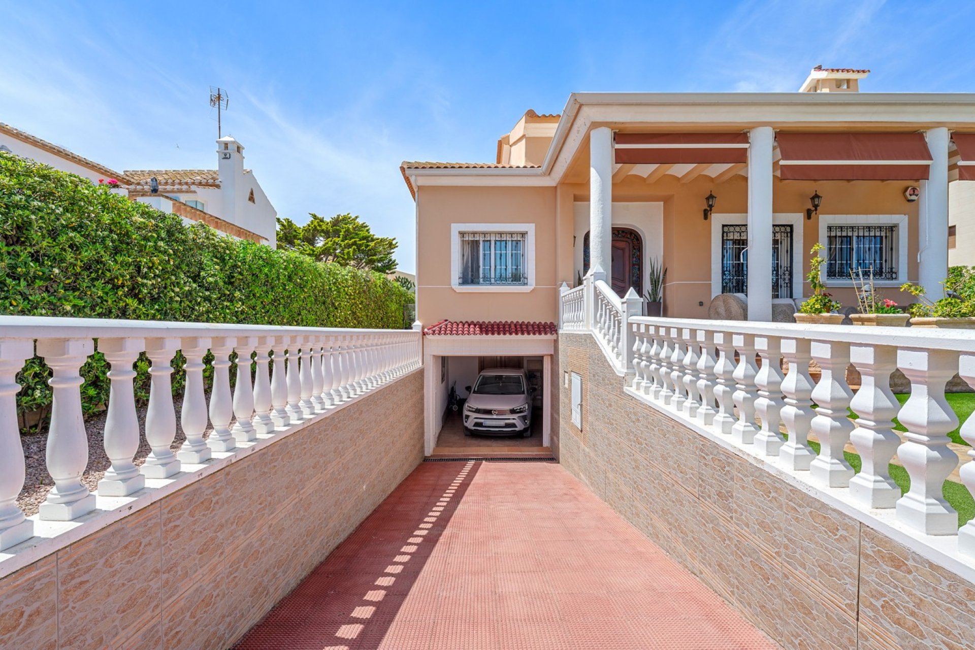 Videresalg - Villa - Torrevieja - La Mata