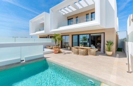 Villa - Nouvelle  - Dolores - Sector 3