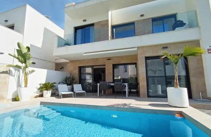 Villa - Resale - Los Montesinos - R-07