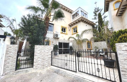 Villa - Resale - Playa Flamenca - Playa Flamenca