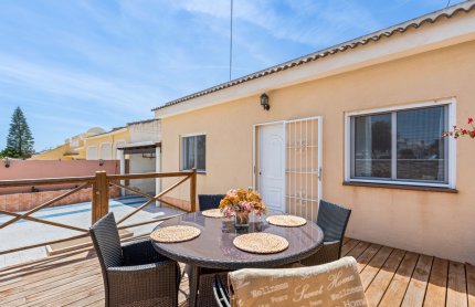 Villa - Resale - Torrevieja - Torrevieja