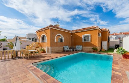 Villa - Videresalg - Ciudad Quesada - CB-83906