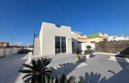 Villa - Videresalg - La Siesta - La Siesta