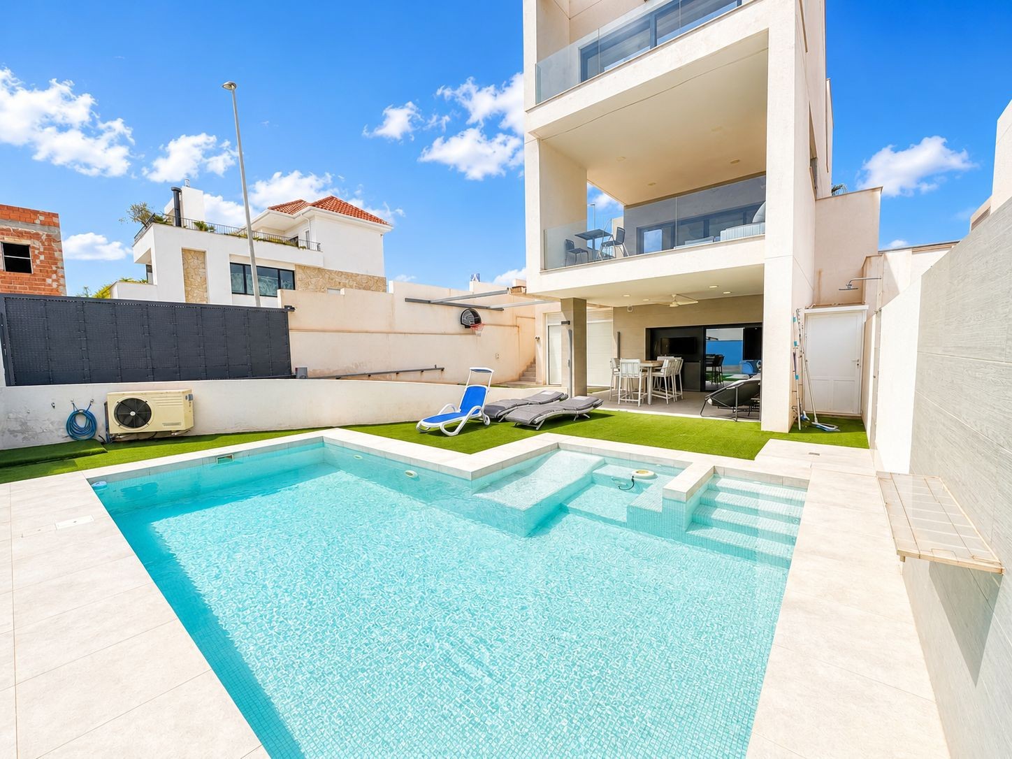 House in Benijofar - view 1